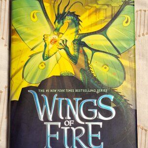 LIBRO ALAS DE FUEGO / LAS LLAMAS DE LA ESPERANZA. AUTOR TUI T. SUTHERLAND